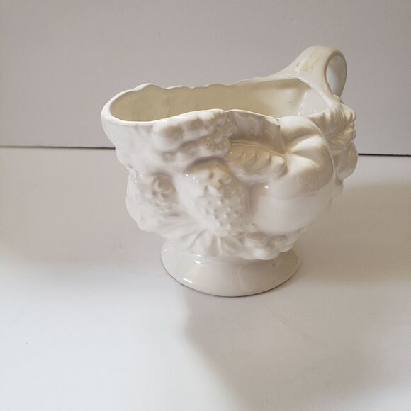 Century Gravy Boat - Picture 5 of 9